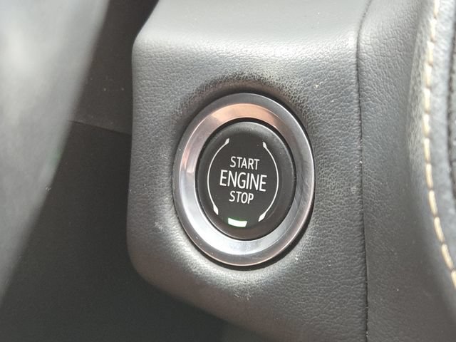 Used 2021 Chevrolet Tahoe Premier w/ Premium Package AWD/4WD image 16