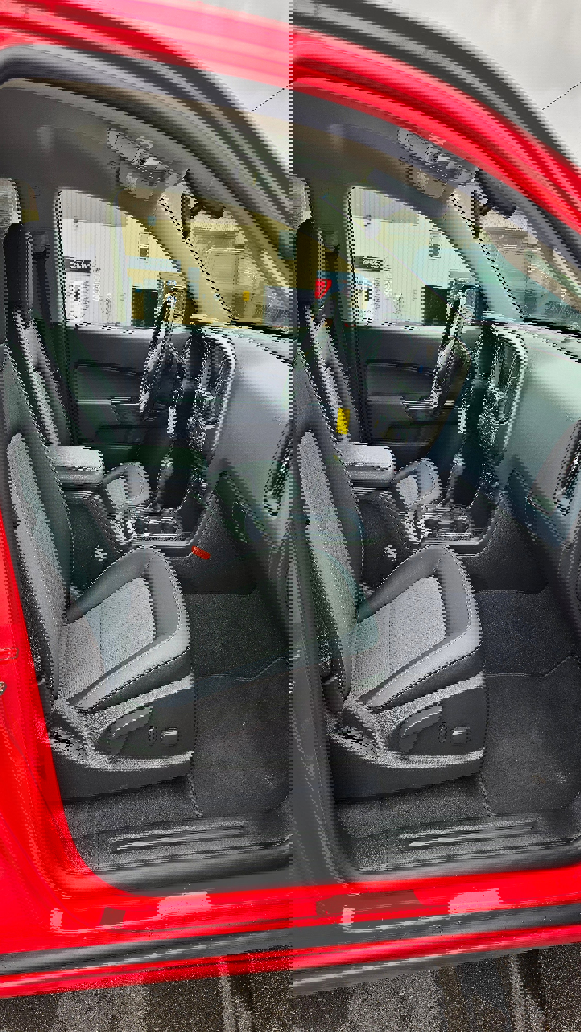 Used 2020 Chevrolet Colorado Z71 image 12