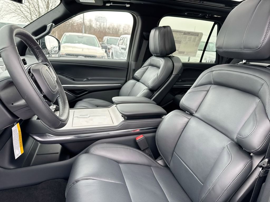 New 2026 Lincoln Navigator Reserve w/ Jet Appearance Package image 21