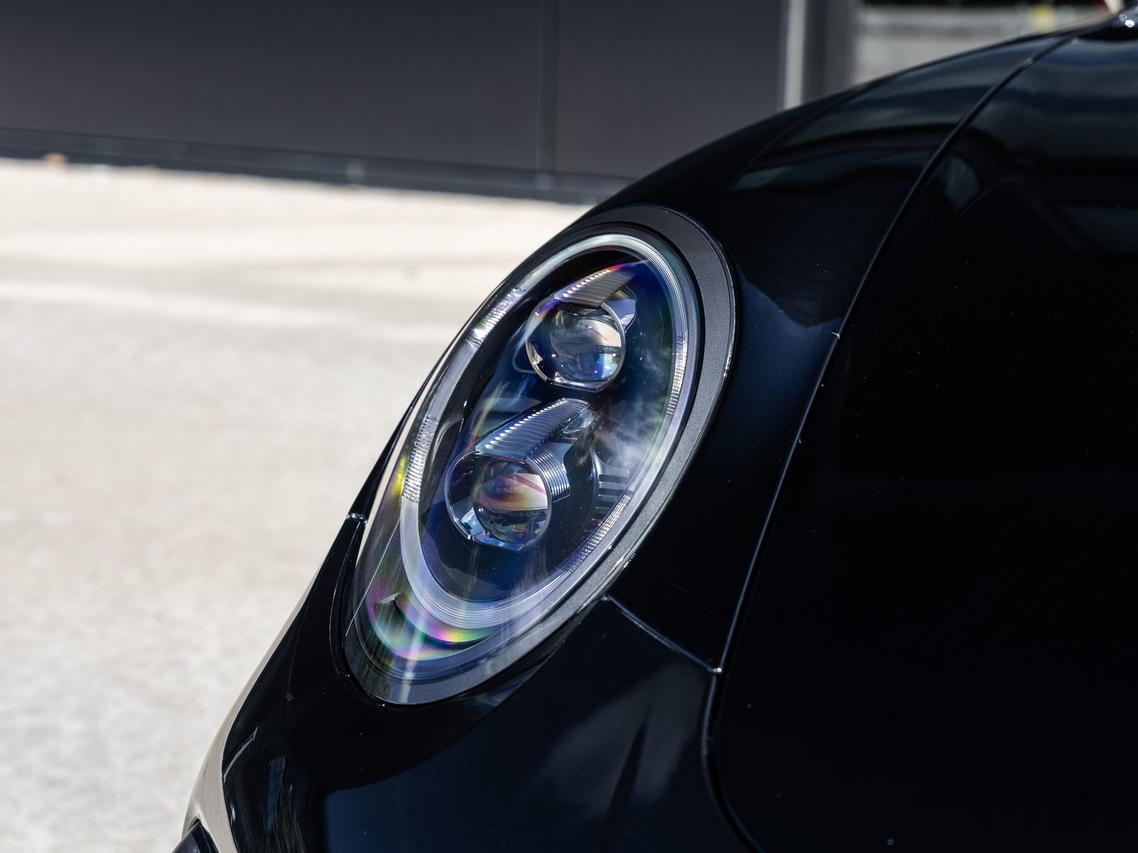 Certified 2018 Porsche 911 Turbo S image 14