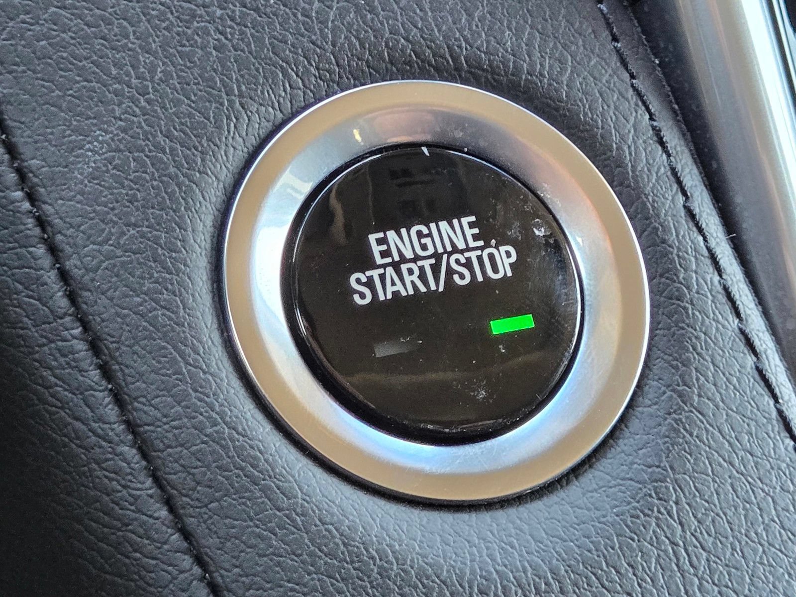 Used 2020 Cadillac Escalade Luxury RWD image 23