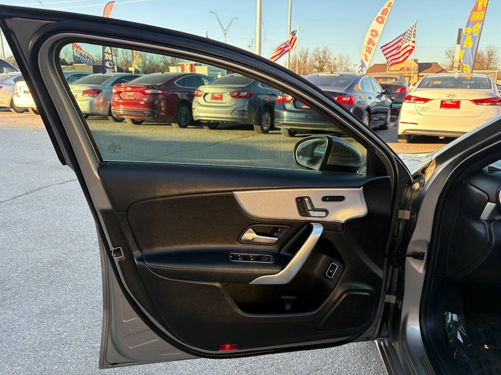 Used 2019 Mercedes-Benz A 220 4MATIC image 23