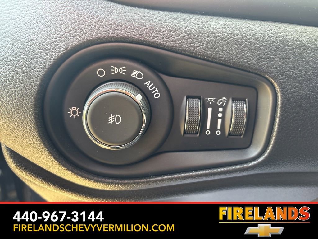 Used 2022 Jeep Renegade Latitude w/ Convenience Group image 16