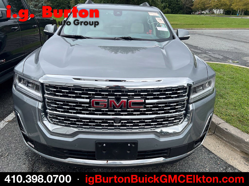 Used 2023 GMC Acadia Denali w/ Denali Ultimate Package AWD/4WD image 2