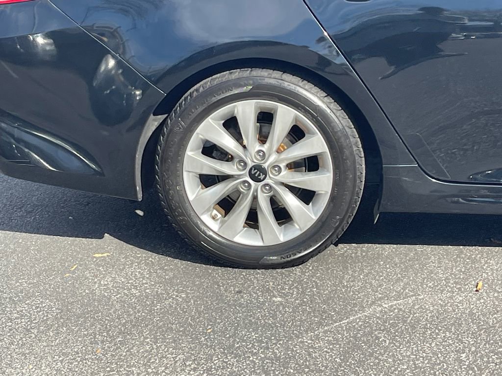Used 2016 Kia Optima EX image 11