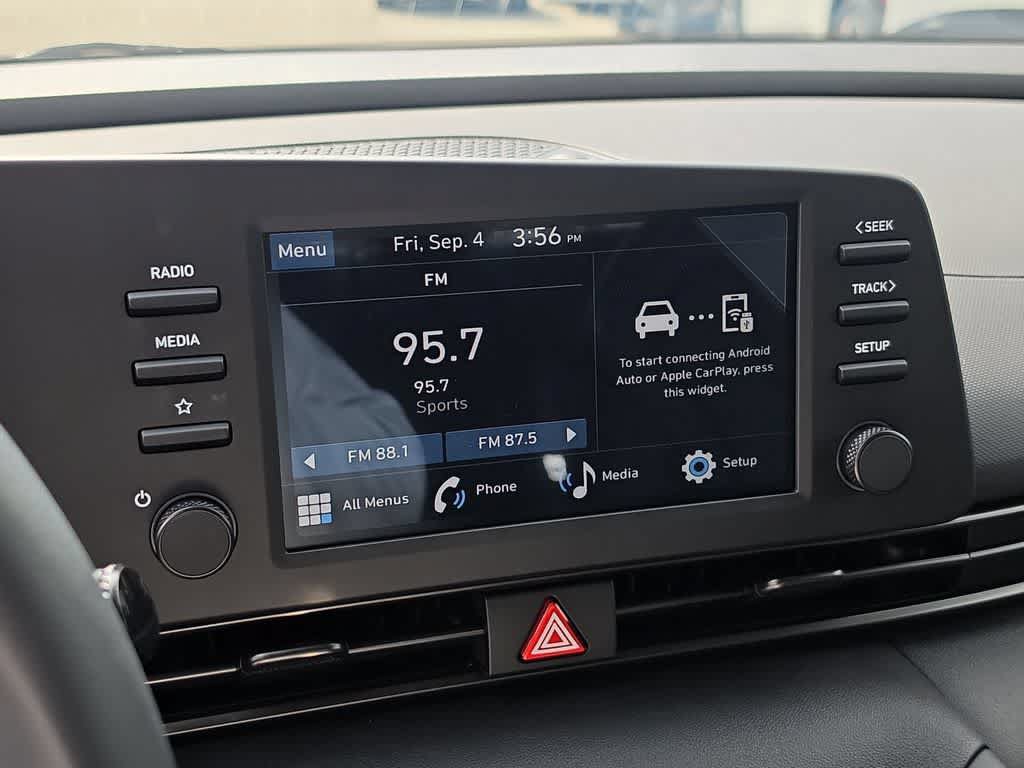 New 2026 Hyundai Elantra SEL Sport FWD image 29