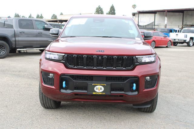 Used 2023 Jeep Grand Cherokee 30th Anniversary AWD/4WD image 2