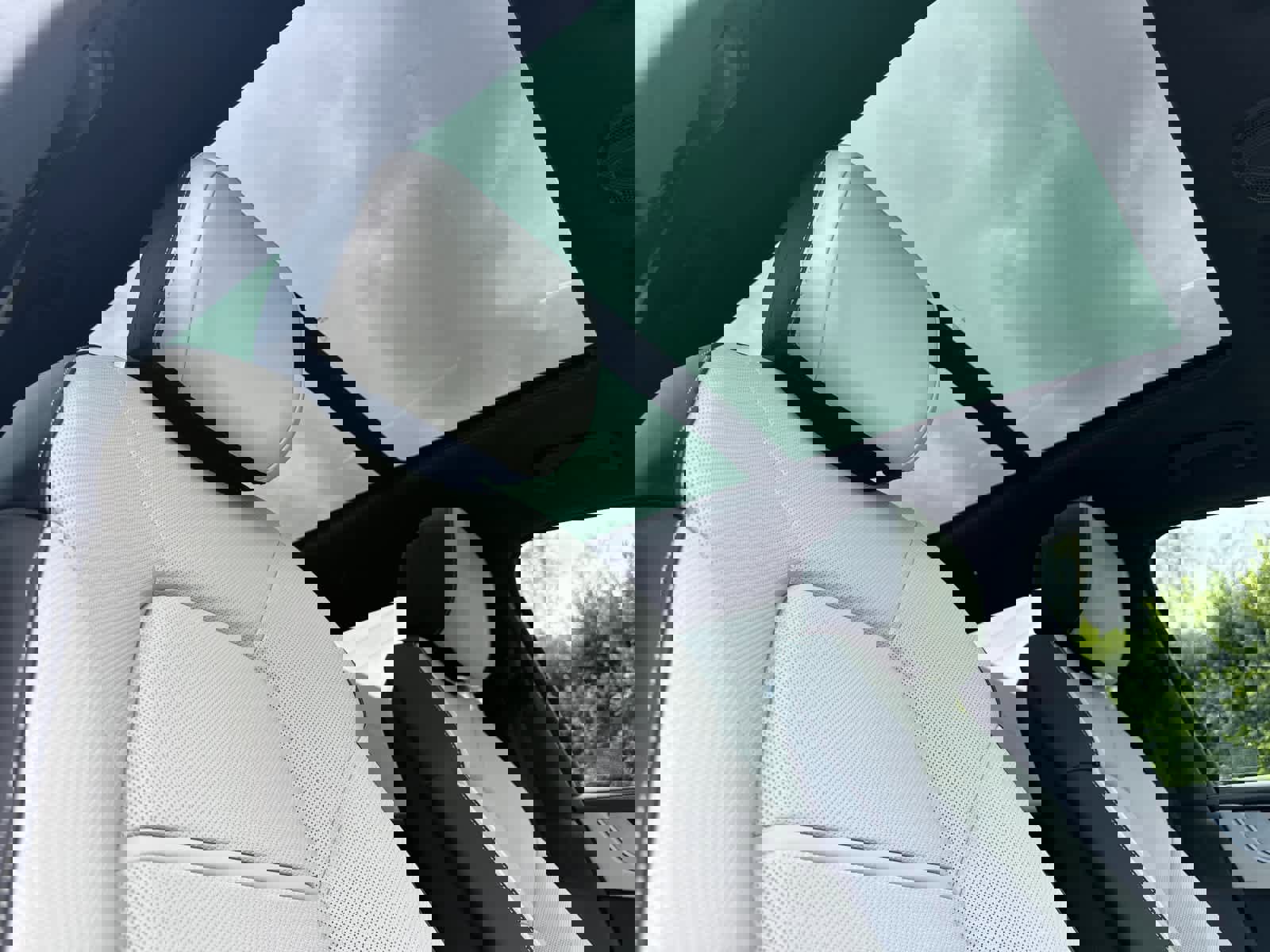 New 2026 Porsche Cayenne image 18