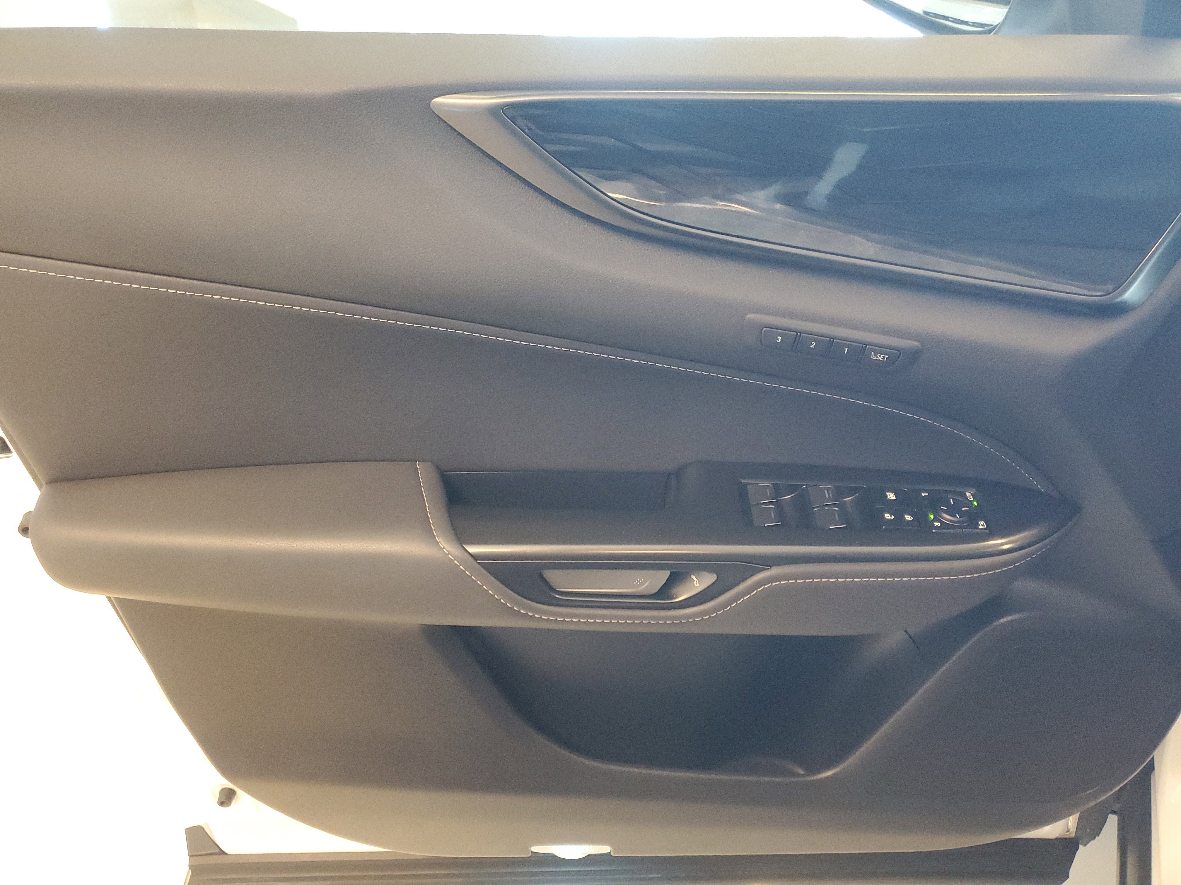 Certified 2024 Lexus NX 250 FWD image 23