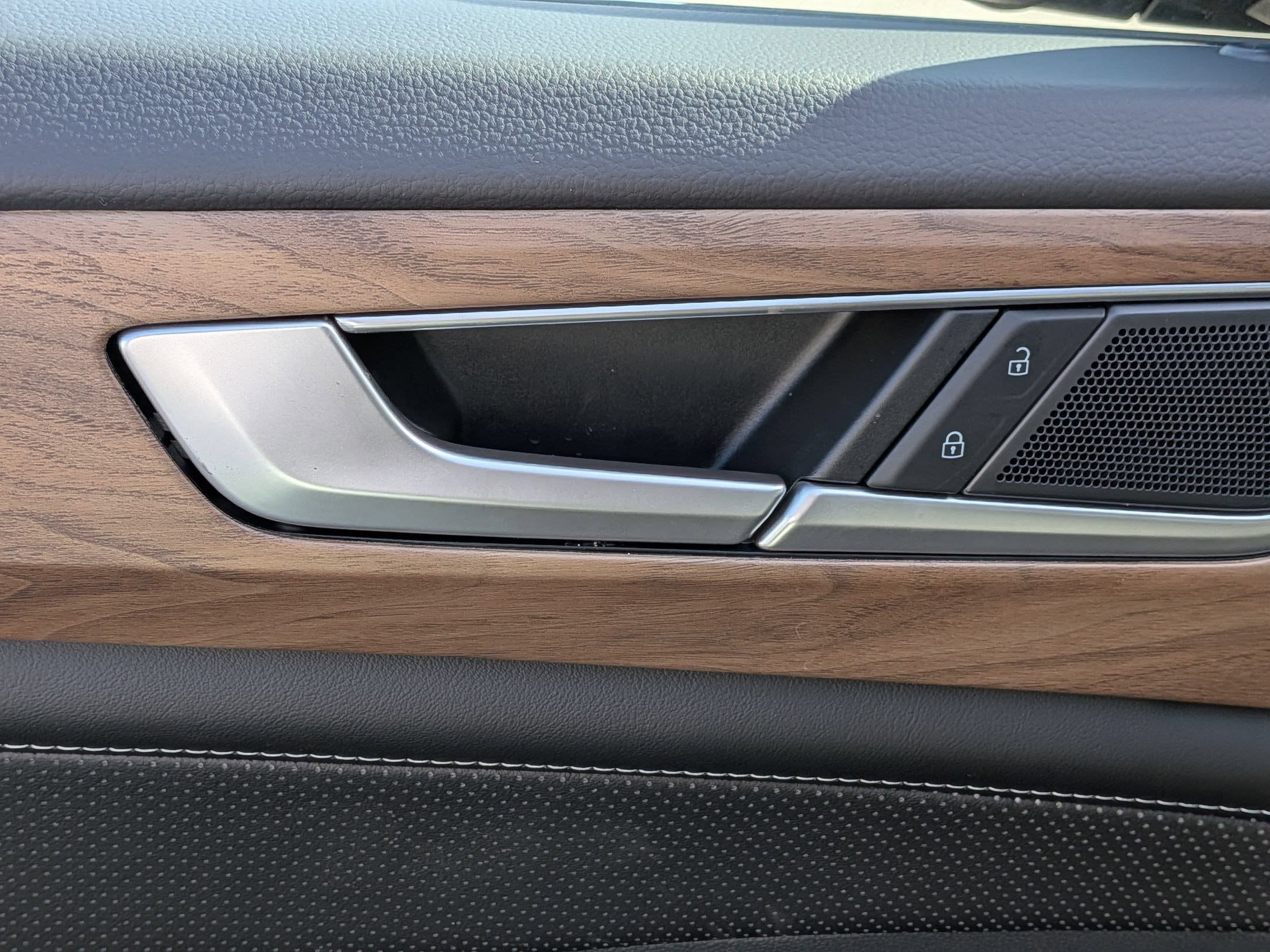 New 2026 Volkswagen Atlas SE AWD/4WD image 12