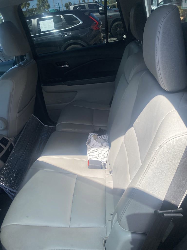 Used 2017 Honda Pilot EX-L image 4