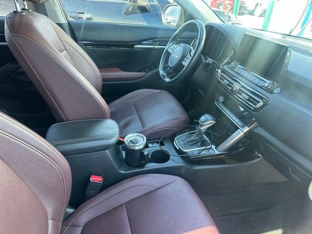 Used 2022 Kia Seltos SX image 4