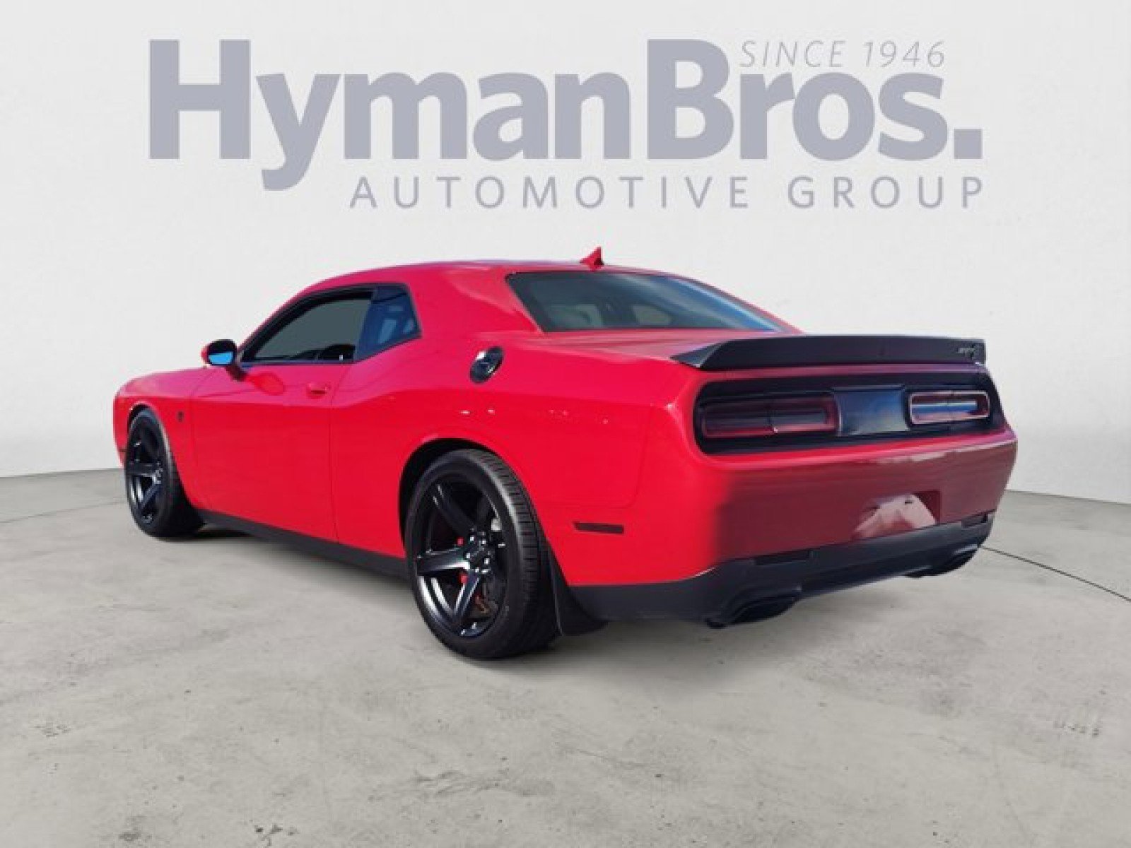 Used 2017 Dodge Challenger SRT Hellcat image 5