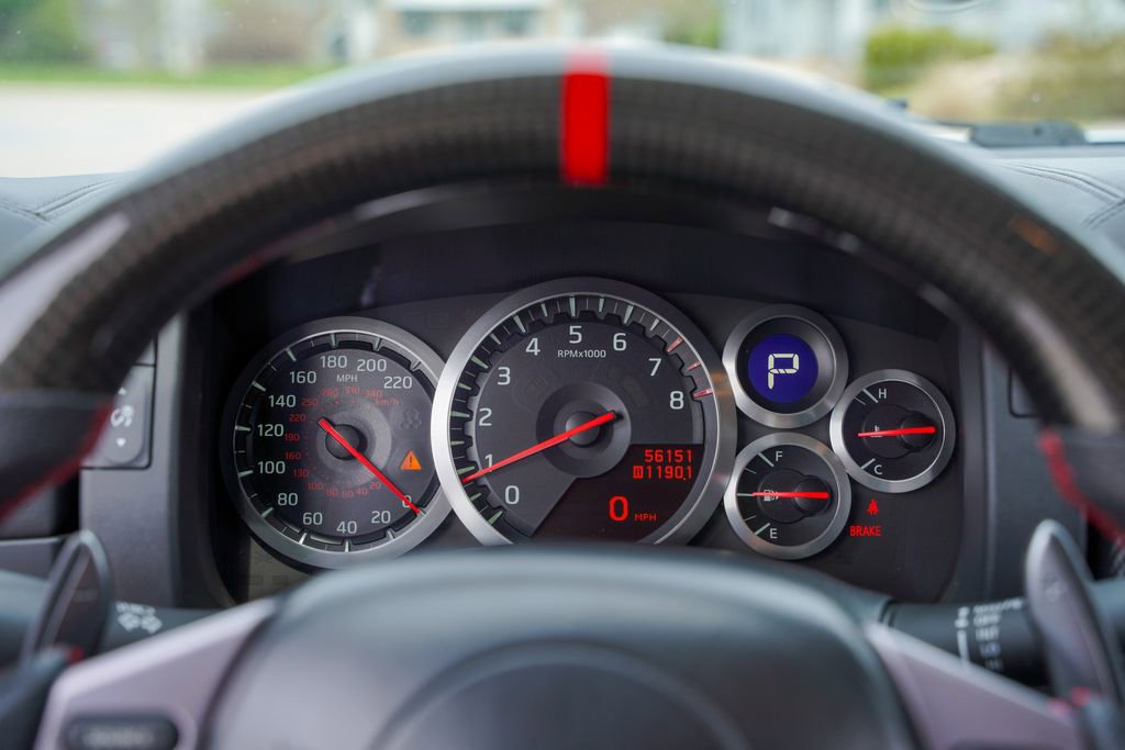 Used 2010 Nissan GT-R Premium image 23