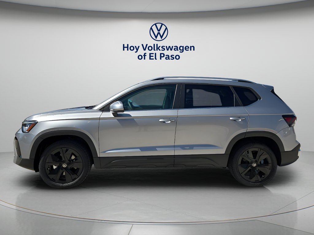 New 2026 Volkswagen Taos SE FWD image 5