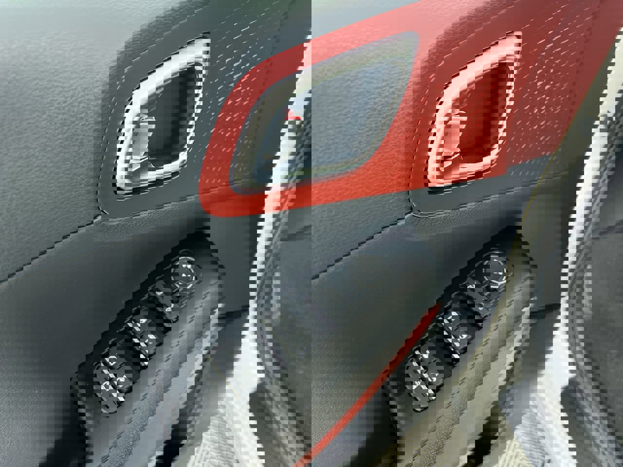 Used 2023 Kia Soul GT-Line image 16