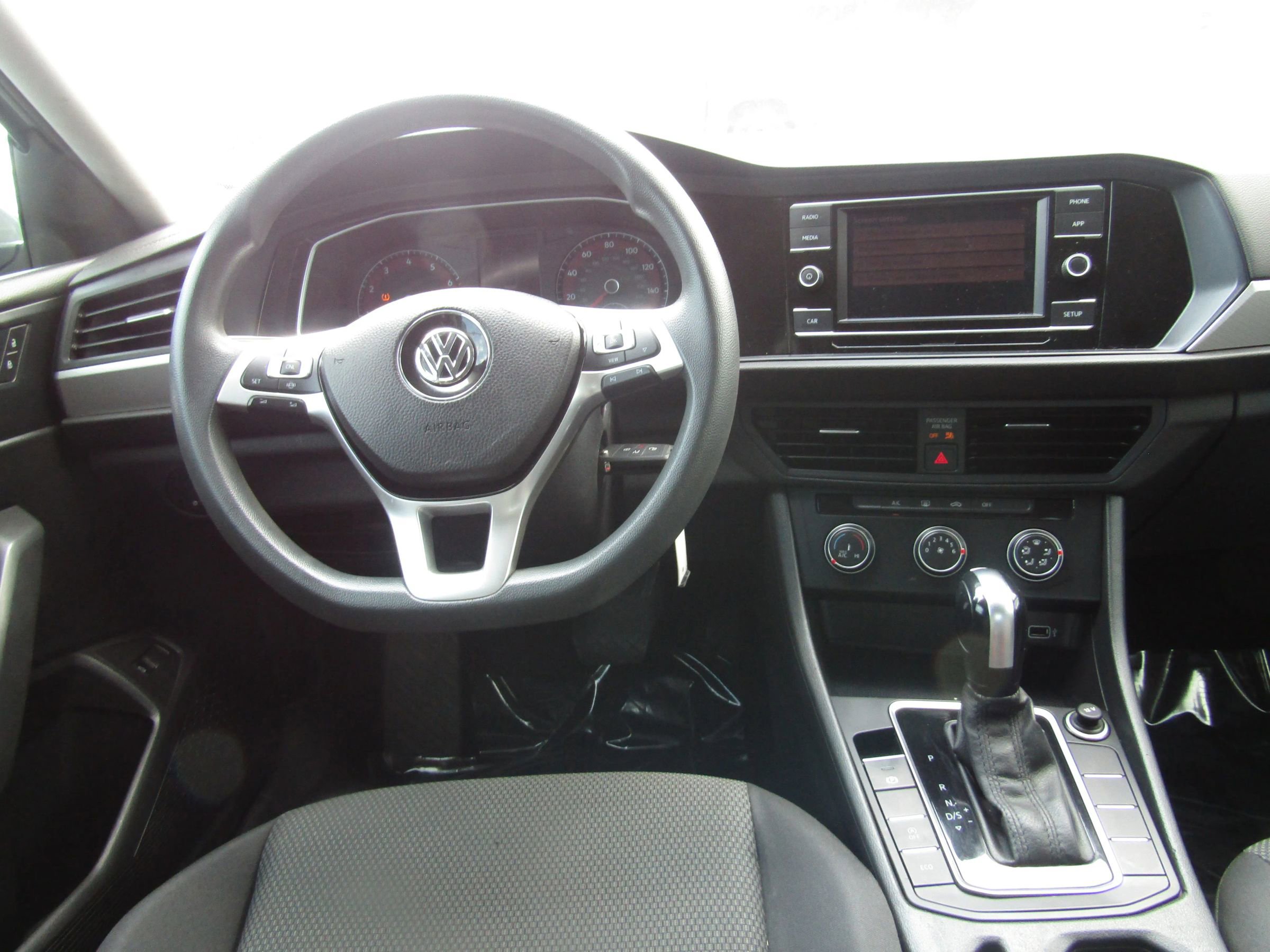 Used 2019 Volkswagen Jetta S w/ Driver Assistance Package FWD image 14