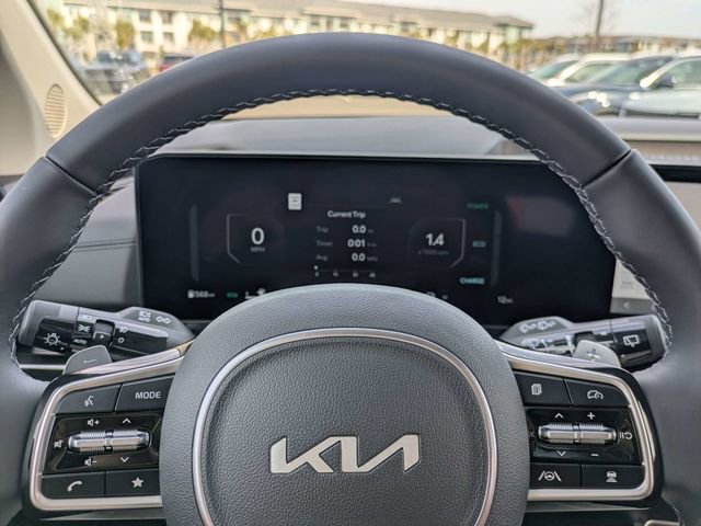 New 2026 Kia Carnival SX FWD image 31
