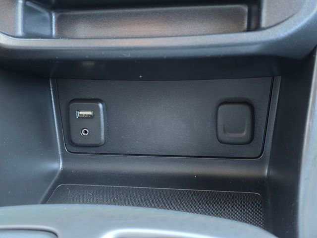 Used 2017 Chevrolet Colorado LT image 29