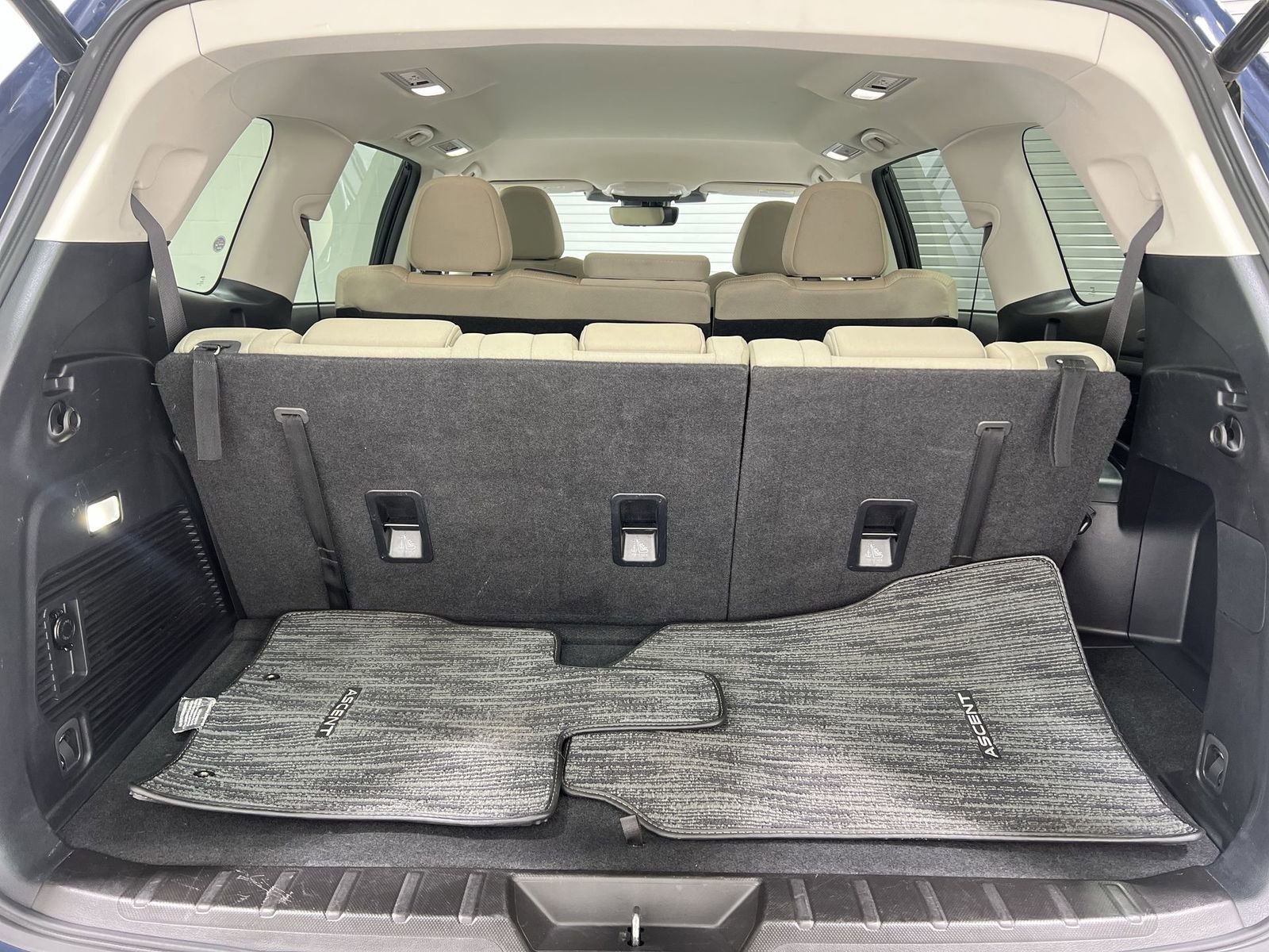 Certified 2025 Subaru Ascent Premium image 23