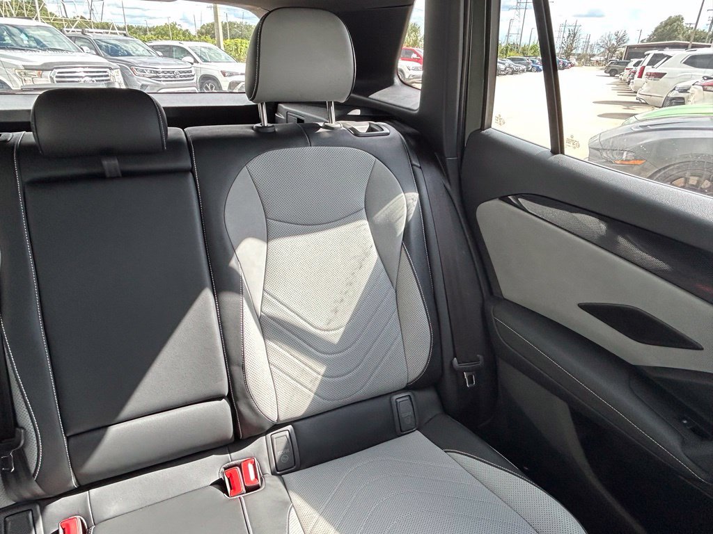 Used 2026 Volkswagen Tiguan SE R-Line FWD image 14