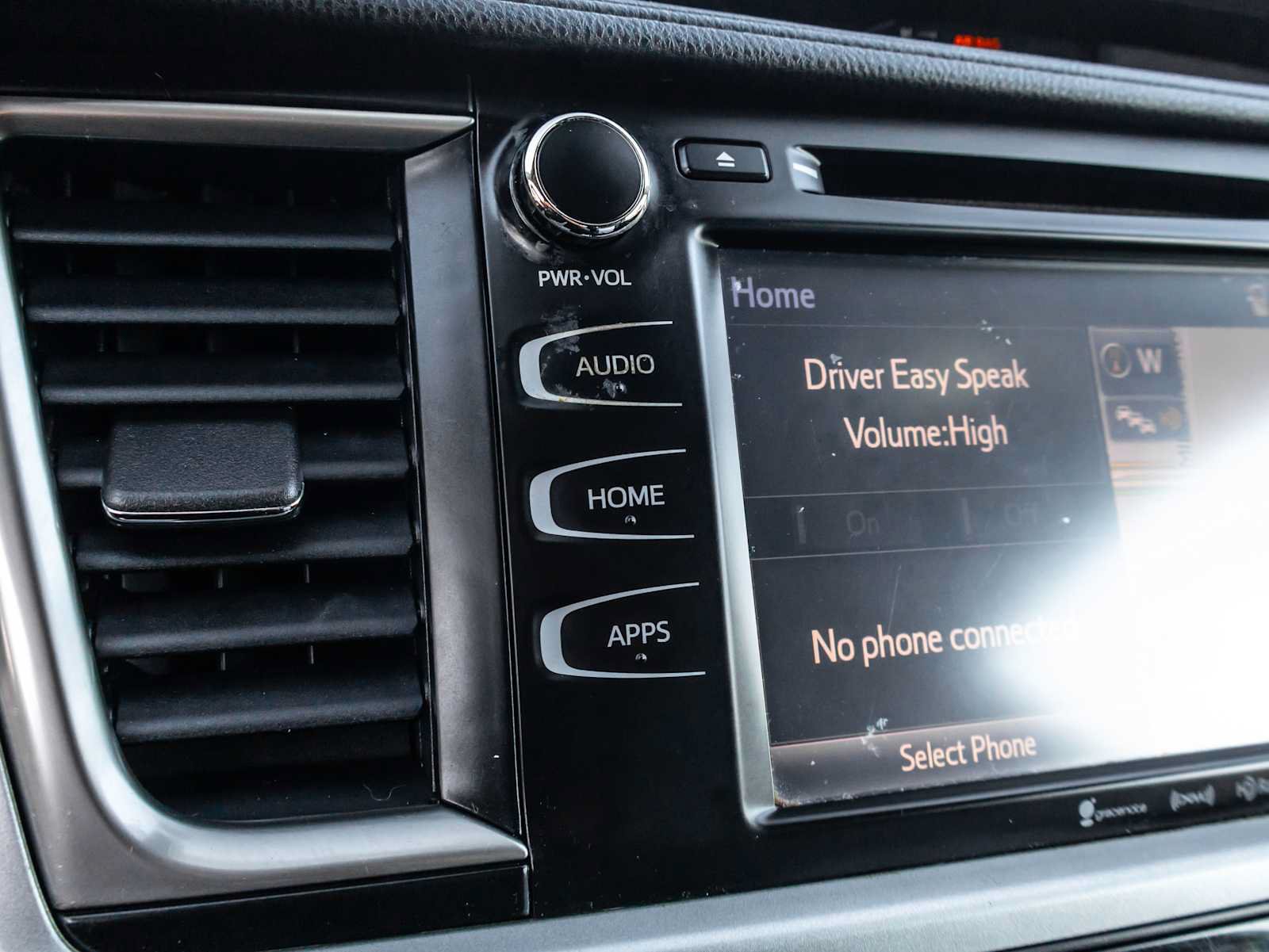 Certified 2019 Toyota Highlander XLE FWD image 37