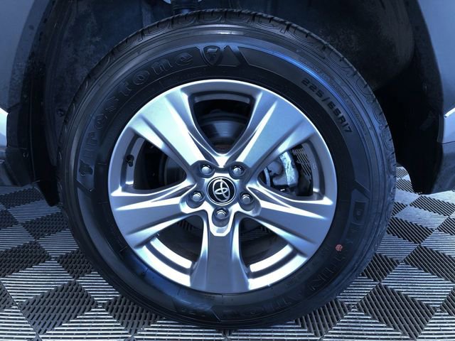 Certified 2025 Toyota RAV4 LE AWD/4WD image 16