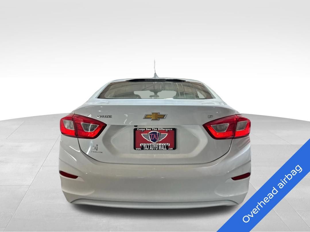 Used 2016 Chevrolet Cruze LT FWD image 6