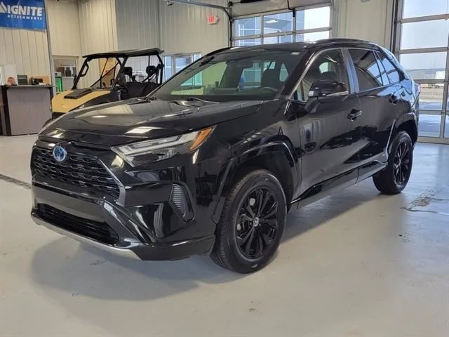Used 2023 Toyota RAV4 SE AWD/4WD image 6