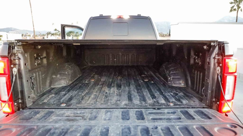 Used 2022 Ford F450 Limited w/ FX4 Off-Road Package image 31