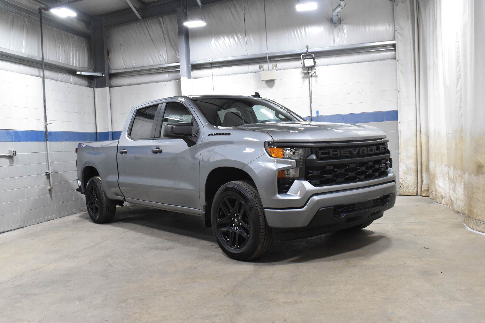 Used 2023 Chevrolet Silverado 1500 Custom w/ LPO, Dark Essentials Package AWD/4WD image 25