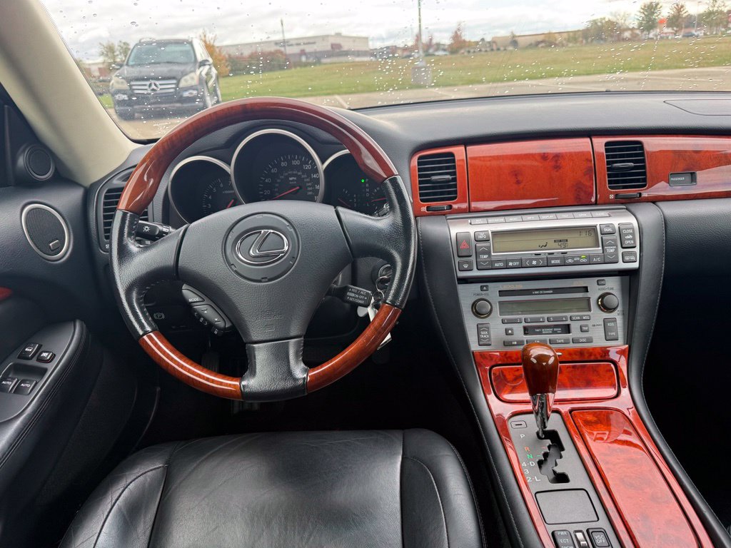 Used 2002 Lexus SC 430 Convertible RWD image 17