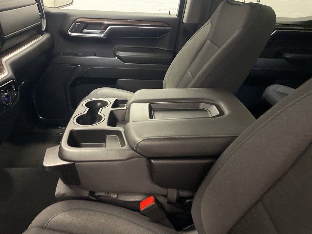Used 2024 Chevrolet Silverado 1500 LT image 18