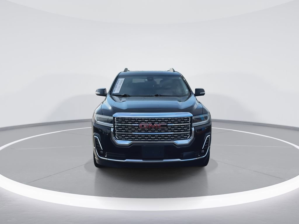 Used 2023 GMC Acadia Denali w/ Black Diamond Edition image 3