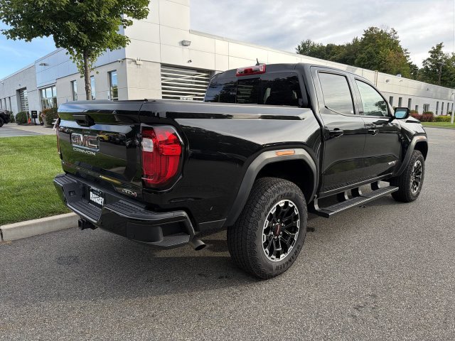 Used 2026 GMC Canyon AT4 AWD/4WD image 8