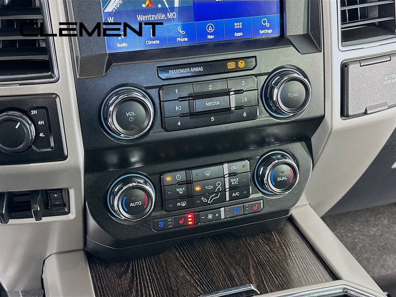 Used 2020 Ford F250 Lariat w/ Lariat Value Package image 18