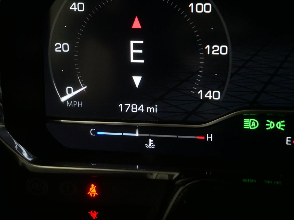 Used 2025 GMC Sierra 2500 SLE w/ Preferred Package AWD/4WD image 35