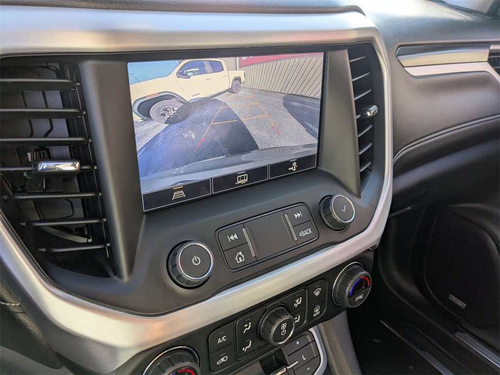 Used 2021 GMC Acadia SLT w/ Elevation Edition image 17