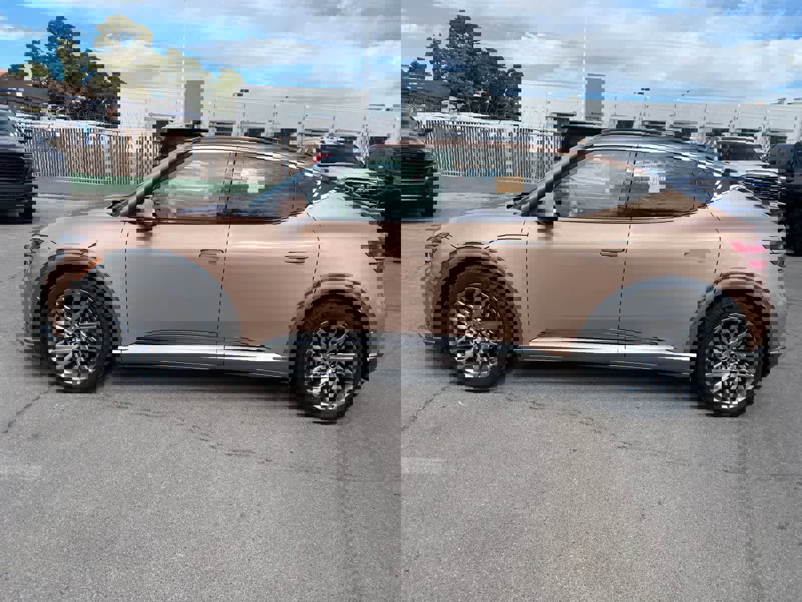 Used 2024 Genesis GV60 Advanced image 9