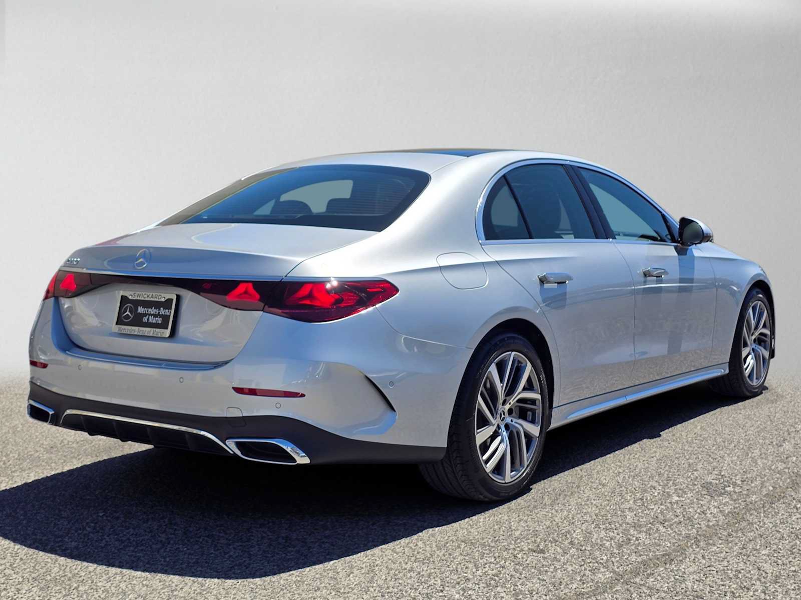 New 2027 Mercedes-Benz E 350 Sedan image 3