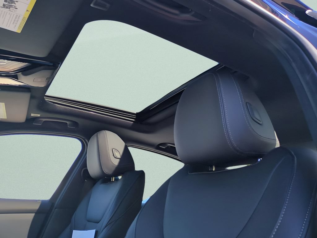 New 2026 BMW 330i Sedan w/ Premium Package RWD image 20