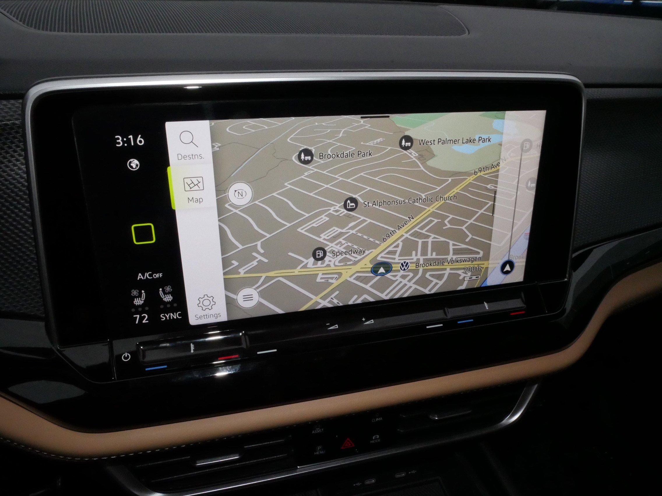 Certified 2025 Volkswagen Atlas Cross Sport SEL R-Line image 24