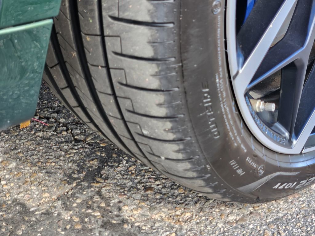 Used 2025 BMW X7 M60i image 11