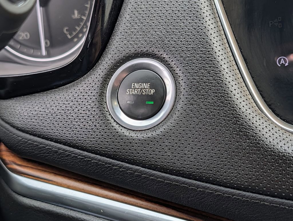 Used 2022 Cadillac XT5 Premium Luxury image 19