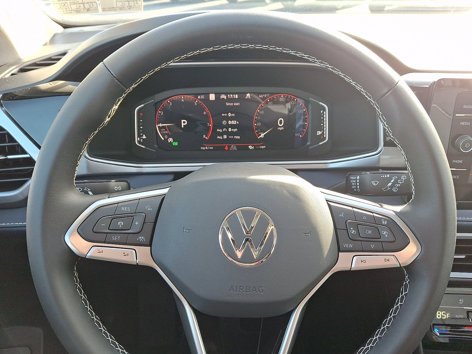 New 2026 Volkswagen Taos SEL AWD/4WD image 10