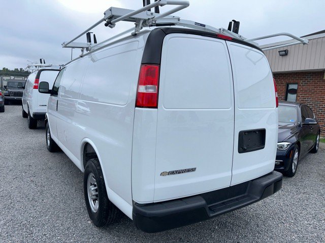Used 2025 Chevrolet Express 2500 w/ Driver Convenience Package RWD image 8