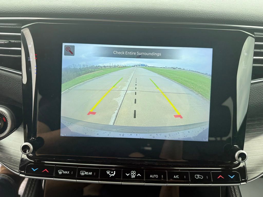 Used 2024 Jeep Wagoneer Series II w/ Flexible Seating Group image 44