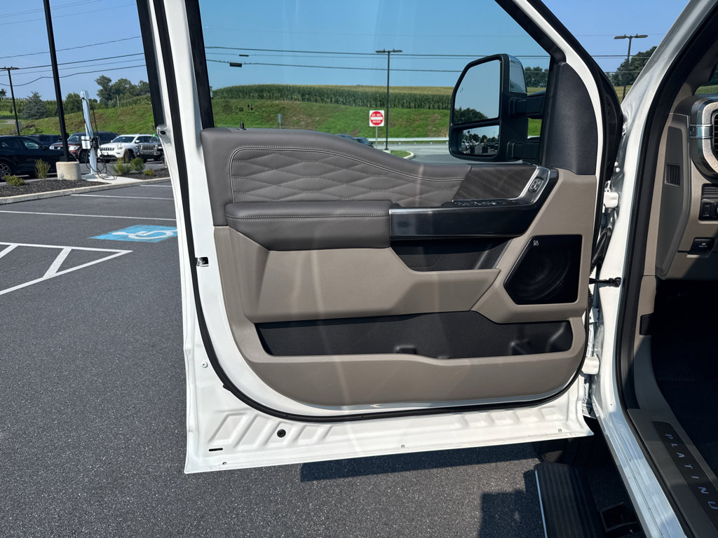 New 2025 Ford F350 Platinum w/ Platinum Plus Package image 28