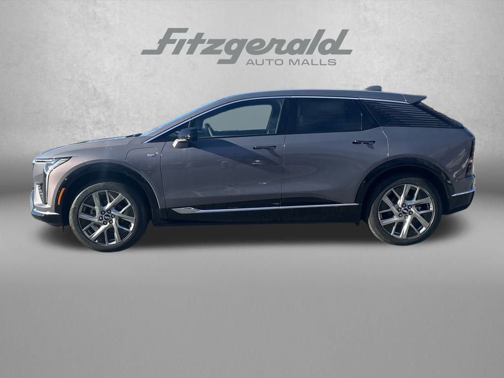 New 2026 Cadillac Optiq Luxury 2 image 3