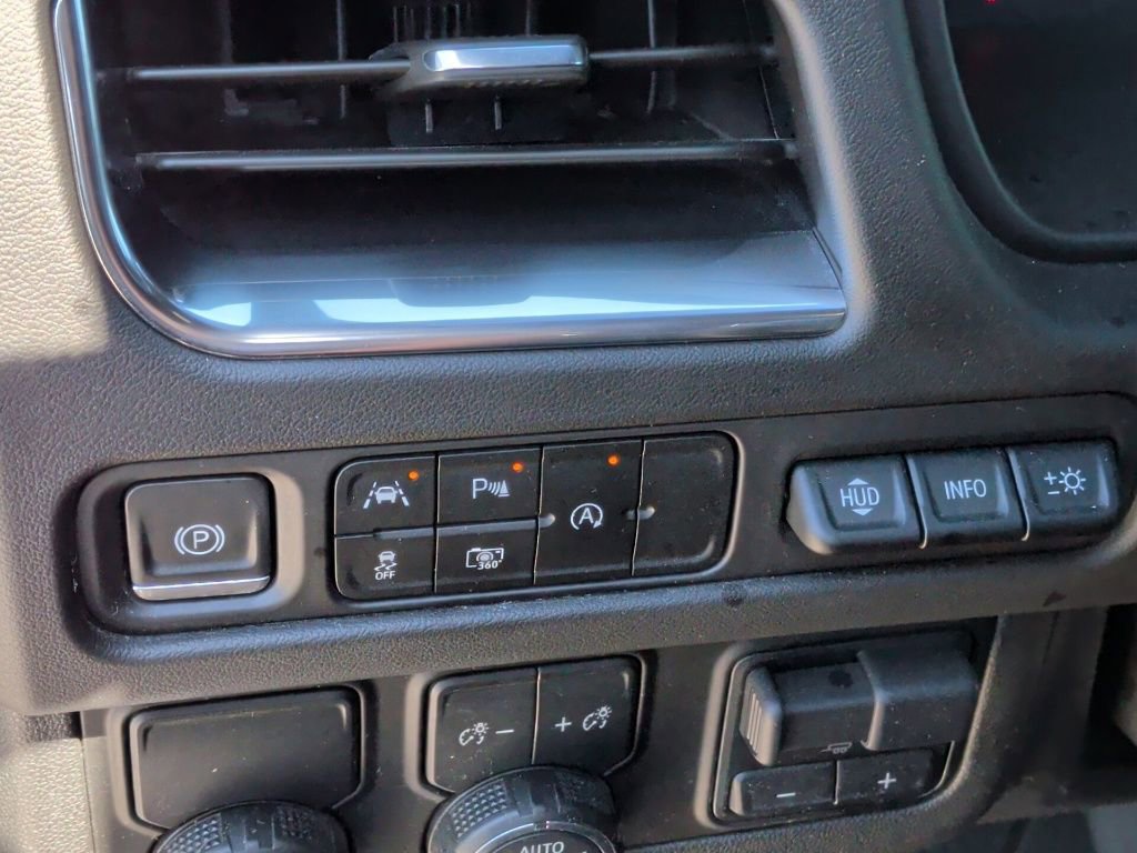 Used 2023 Chevrolet Tahoe High Country RWD image 16